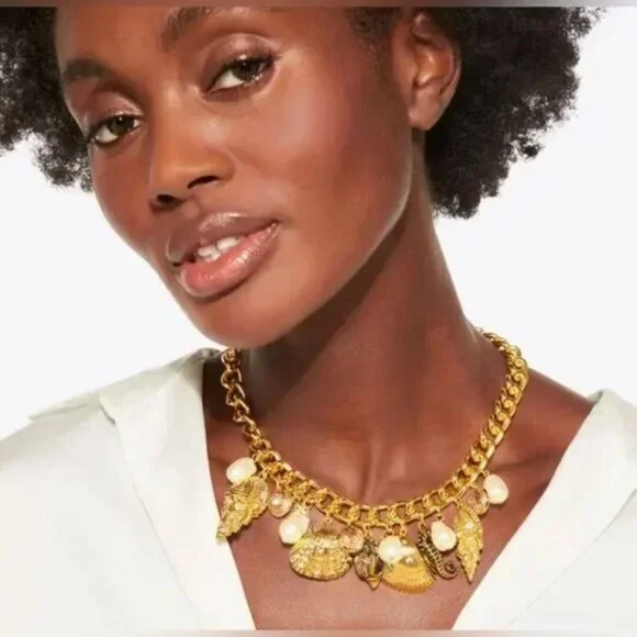 KURT GEIGER LONDON Eagle Shell Bib Necklace Gold Chunky 16" Pave Crystal NWT - Picture 3 of 12